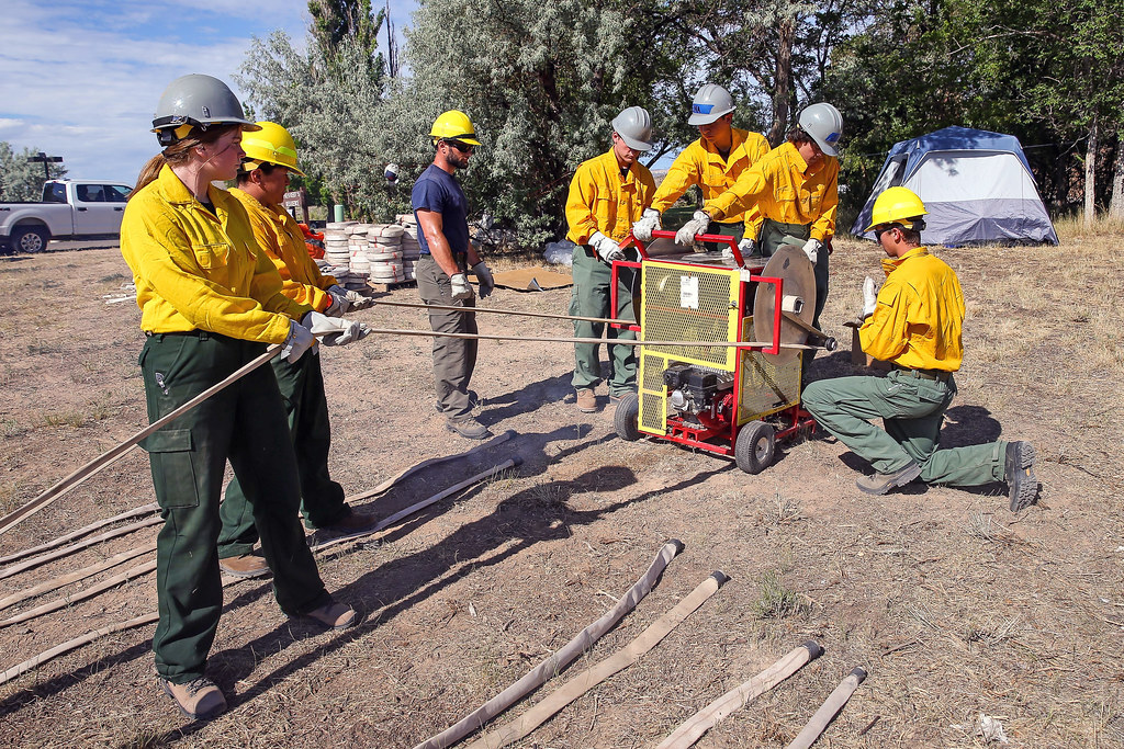 Oil Springs Fire Members of the BLM Eastern Nevada Agency … Flickr