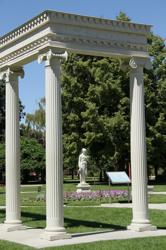 Greek Garden Greek Garden in the International Peace Garde… Flickr