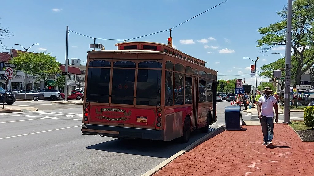 Buses of City Of Long Beach, NY thatkpopstanintransit Flickr