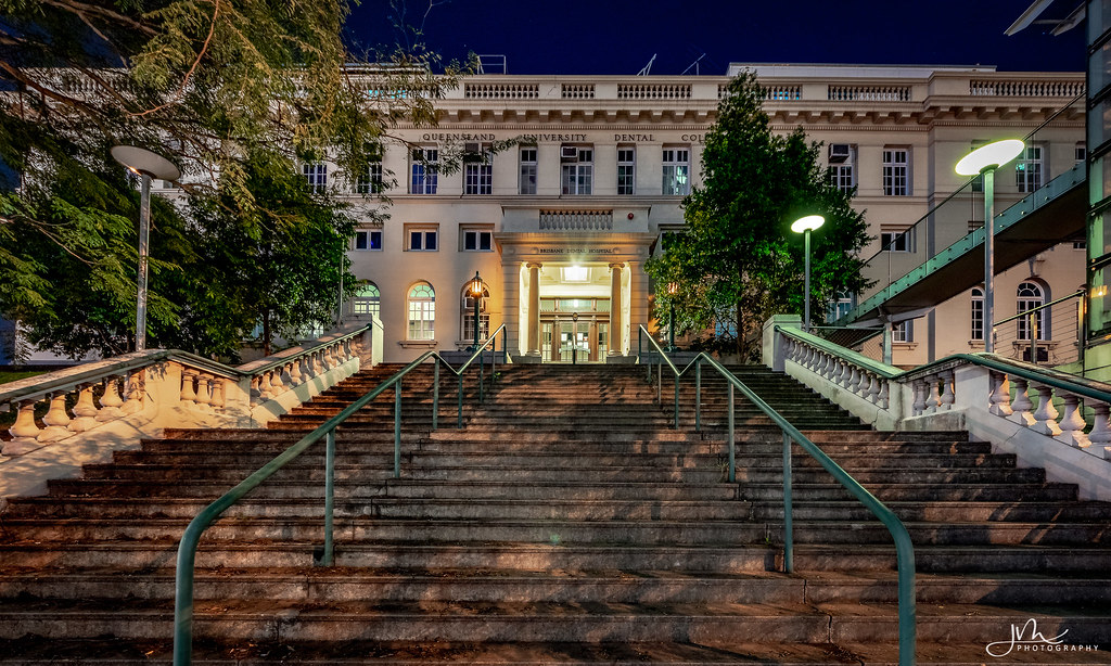 Brisbane Dental Hospital and College Opened in 1941, the B… Flickr
