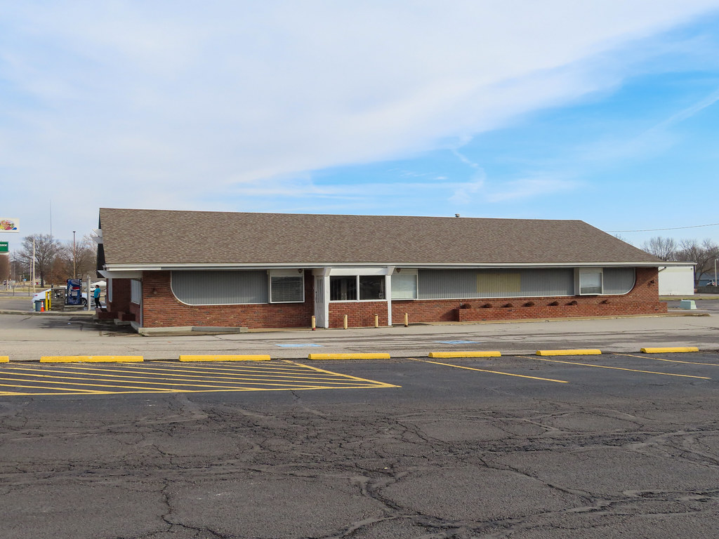 Former Sirloin Stockade Pittsburg, KS Dblackwood Flickr