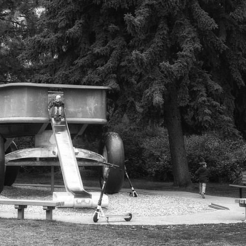 The Radio Flyer Slide in Spokane.2021 One of the sculpture… Flickr