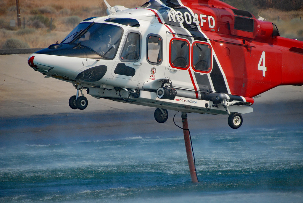 LAFD Air Ops at Tumbleweed Fire On July 4, 2021, the Los A… Flickr