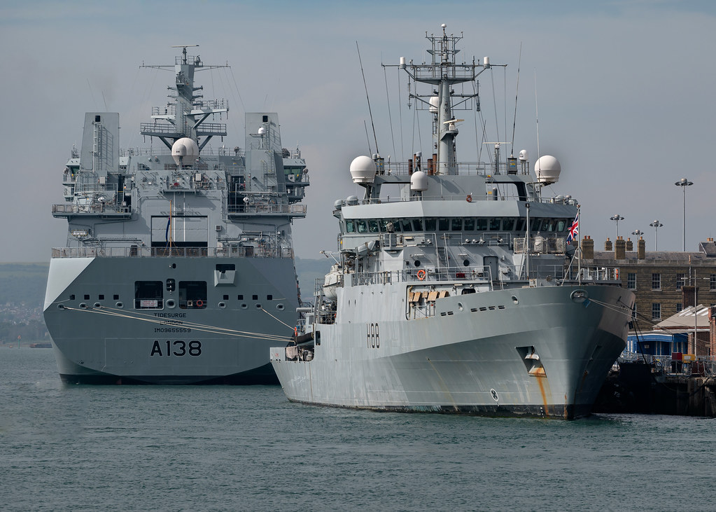 RFA Tidesurge & HMS Enterprise, HMNB Portsmouth, Portsmout… Flickr
