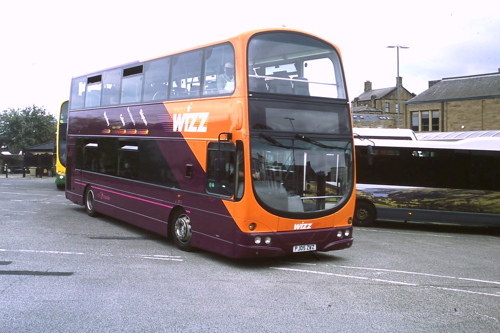 Transdev Burnley 2753 on The Pendle Wizz Service Number Pe… Flickr
