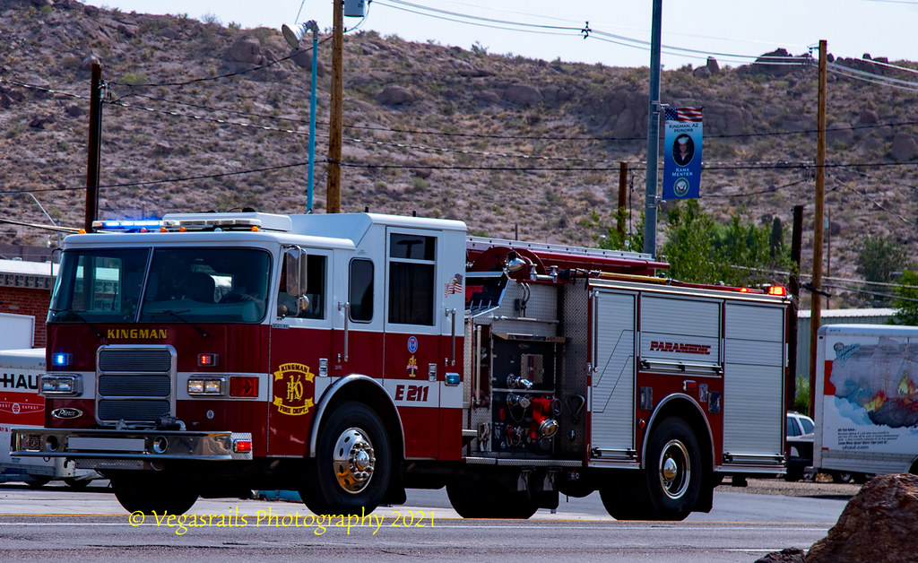 Kingman Az City Fire Department Engine 211 responding Flickr