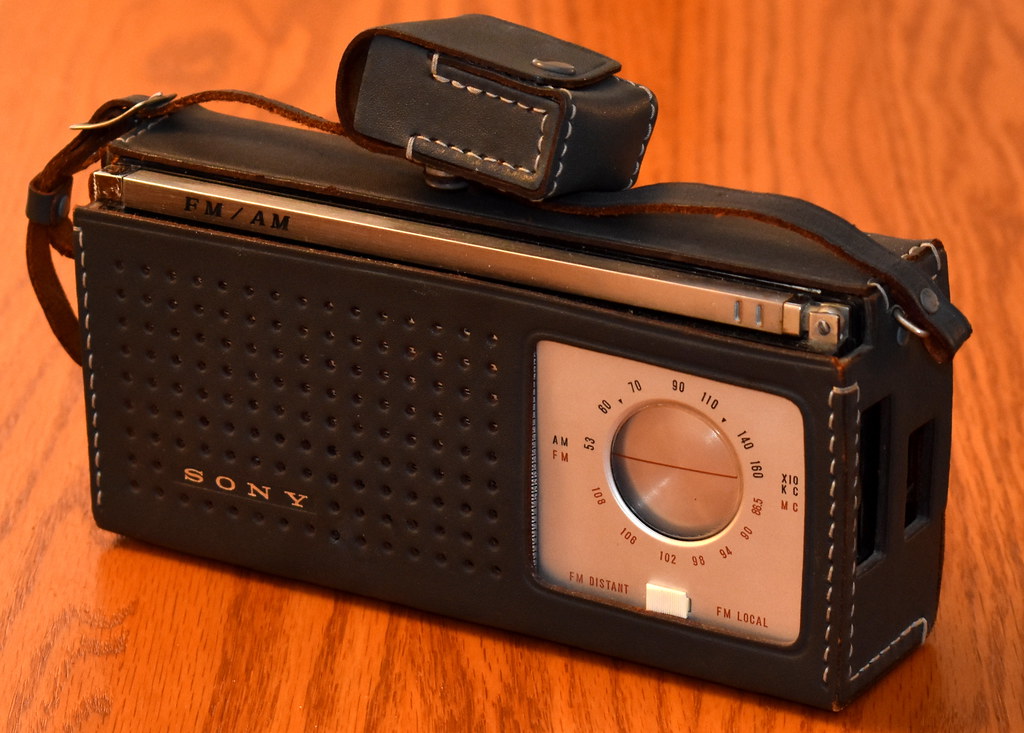 Vintage Sony Transistor Radio In Leather Case, Model TFM9… Flickr