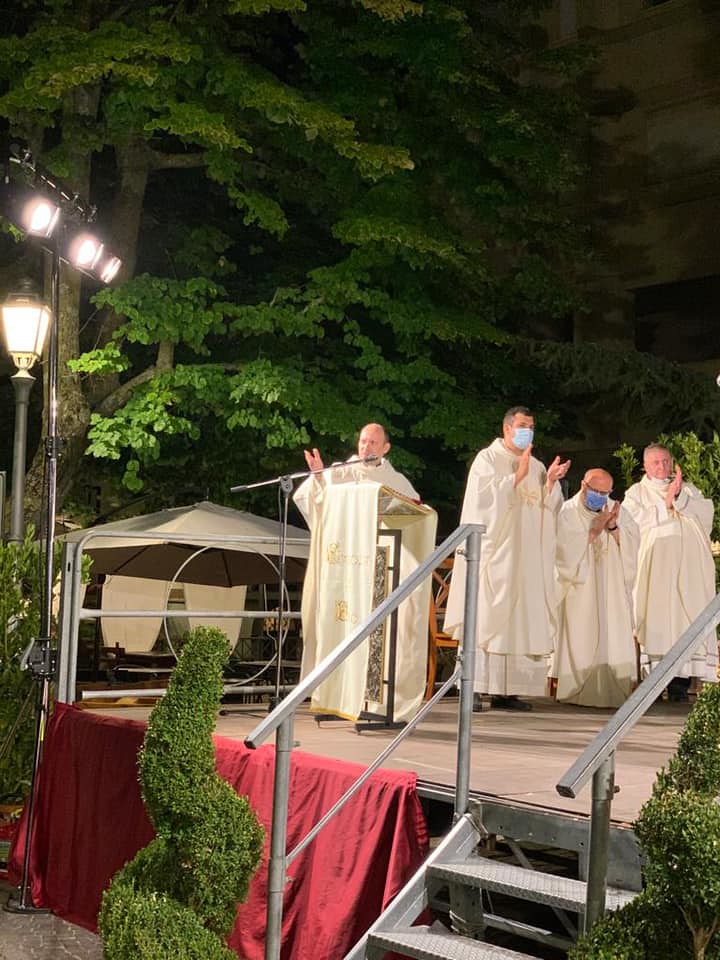 219376679_3887634578000943_944351783573102139_n Camillo De Lellis