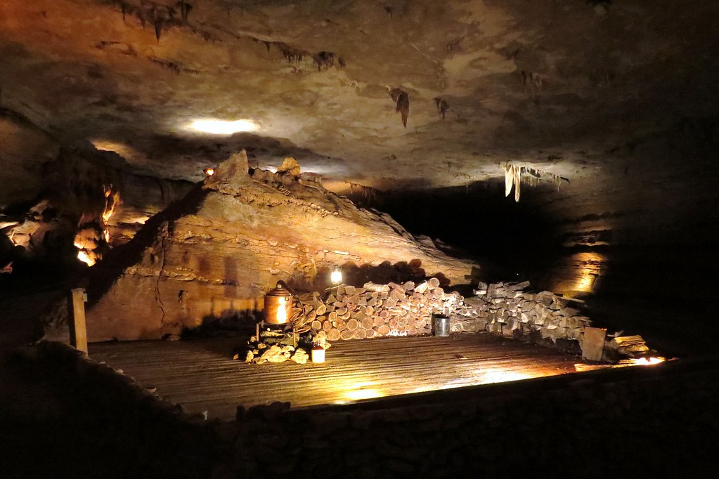 Fantastic Caverns near Springfield, Missouri; the caverns … Flickr