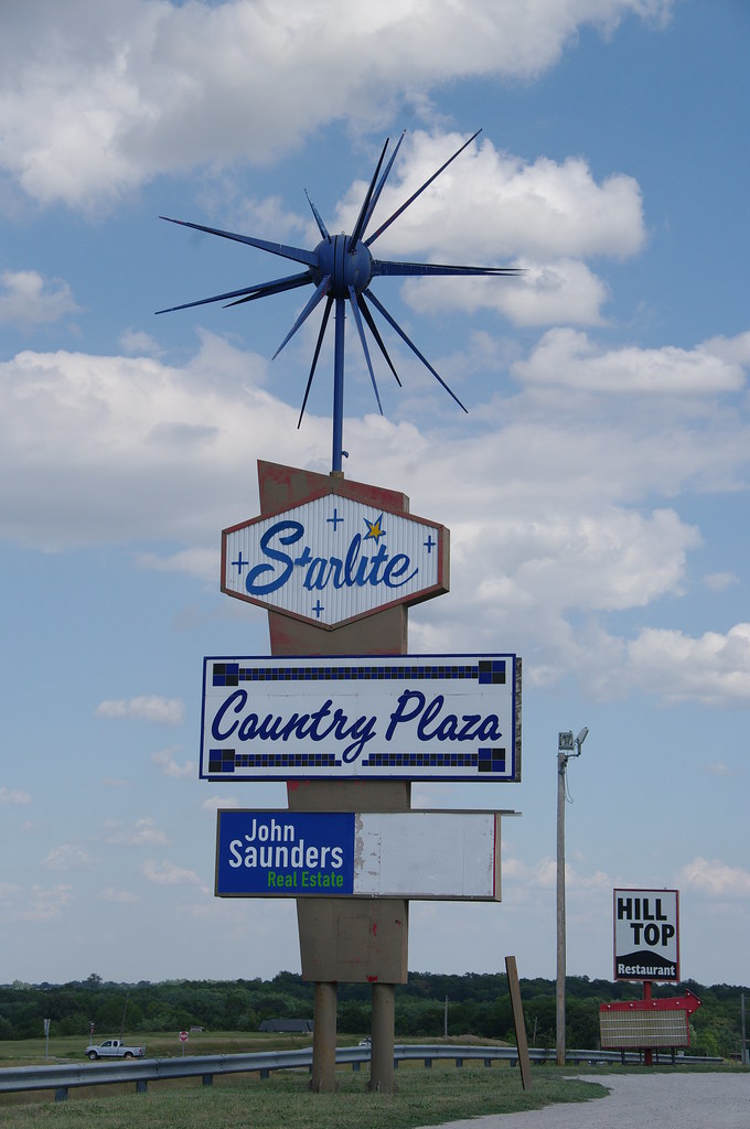 Starlite Country Plaza, Route 36, Stewartsville, Missouri.… Flickr