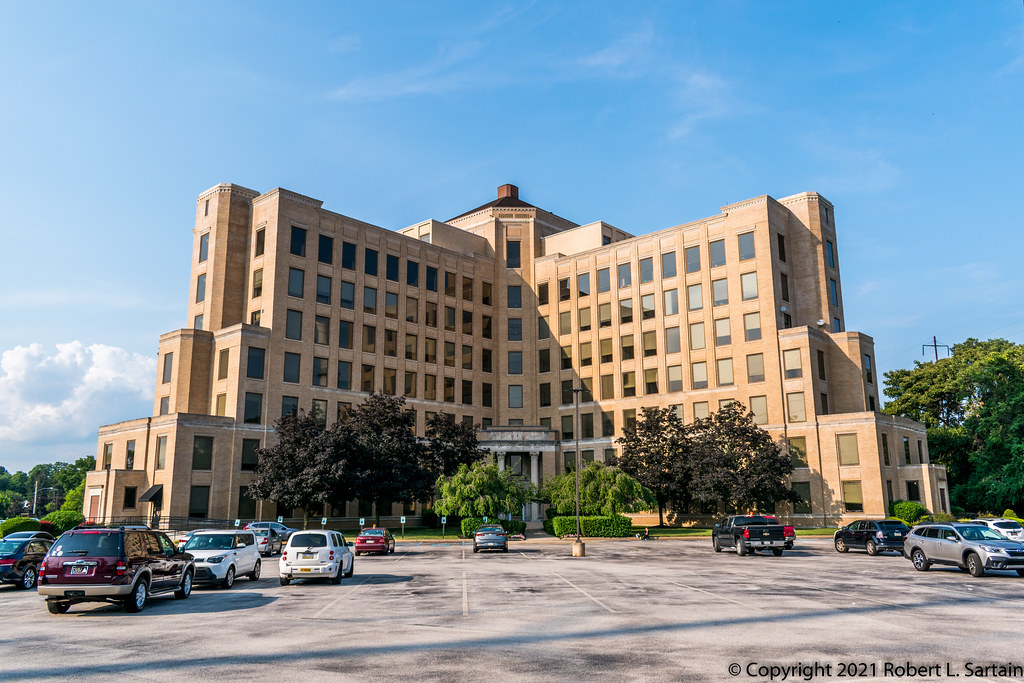 Baldwin Tower offices, 20210715 For much of the 20th cen… Flickr