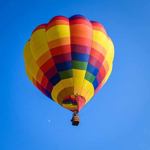 Moon and Balloon Balloons Over Mukwonago 2021 Mukwonago, W