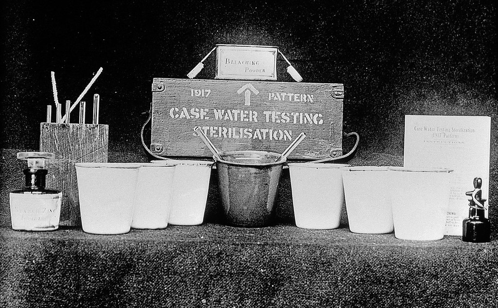 L0027064 Case Water Testing Sterilisation 1917 Pattern. Flickr