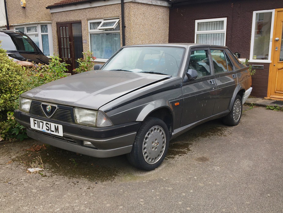 1989 Alfa Romeo 75 TS 2.0 Seen in the Ruislip area, a rare… Flickr