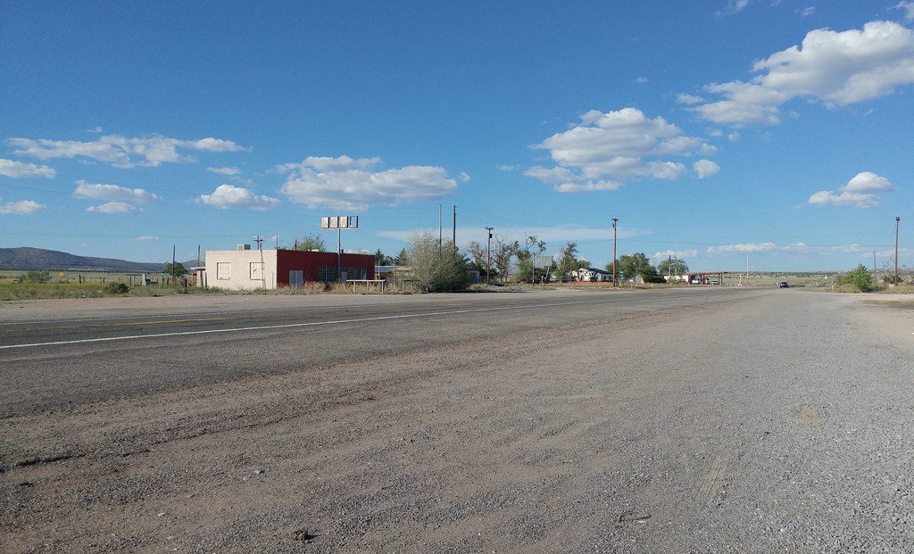 Historic US 66, Truxton, AZ Truxton, AZ (Mohave County) Cl… Flickr