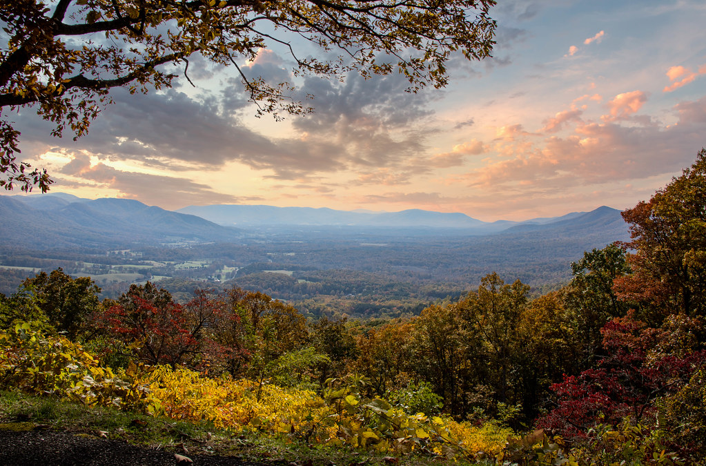 Montvale Montvale, Virginia shot from the Blue Ridge Parkw… Flickr