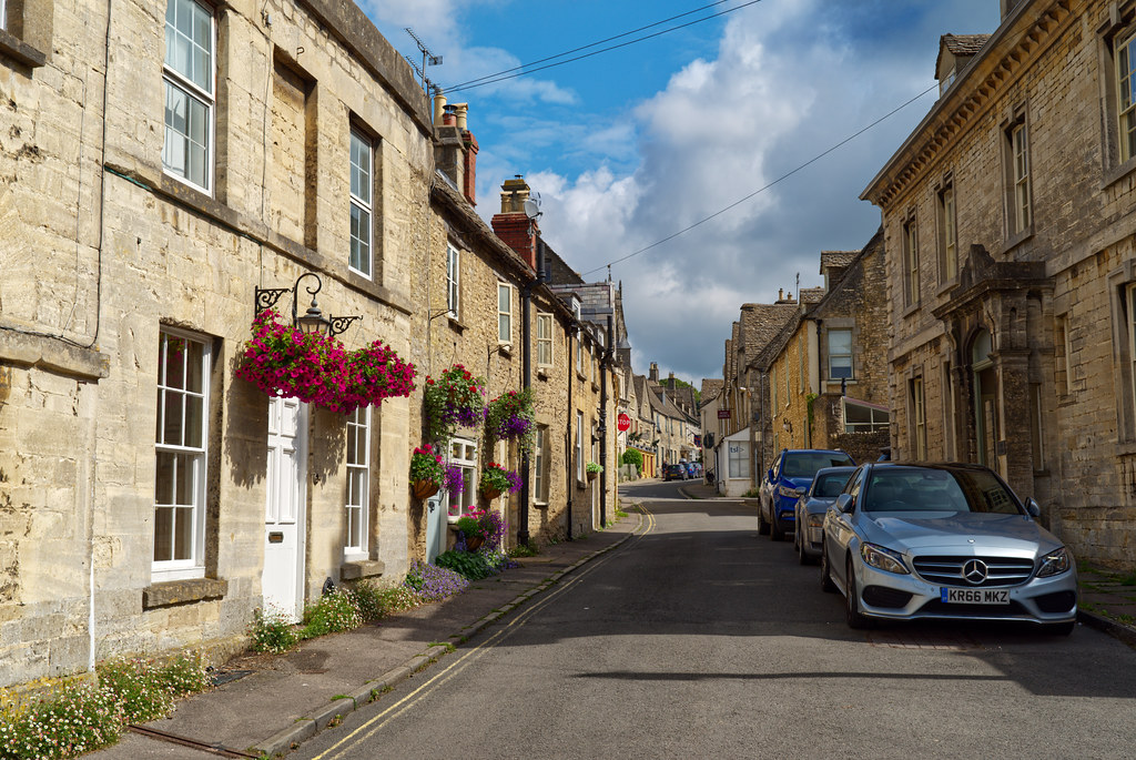 Minchinhampton Well Hill Minchinhampton Gloucestershire En… Nigel Musgrove Flickr