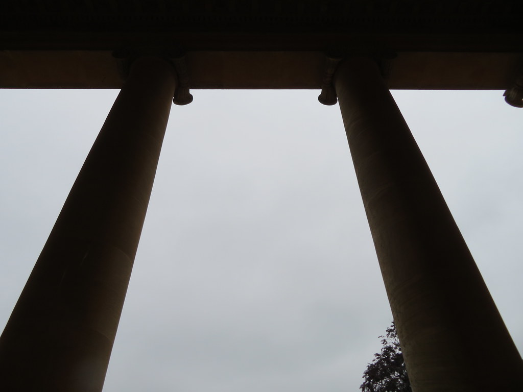 UK Berkshire Near Lower Basildon Basildon Park Por… Flickr