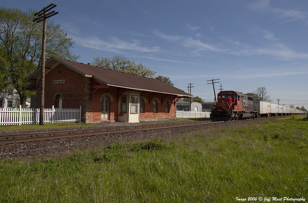 "New Haven Railer" The eastbound Detroit to Toronto roadra… Flickr