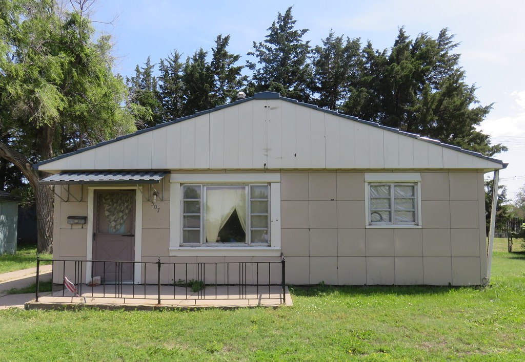 Ooten House (Larned, Kansas) Located at 507 West 15th Stre… Flickr