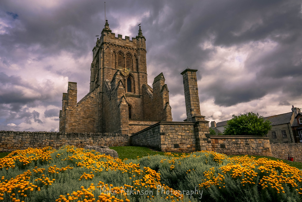 St. Hilda's & The Yellow Flowers St. Hildas Parish Church,… Flickr