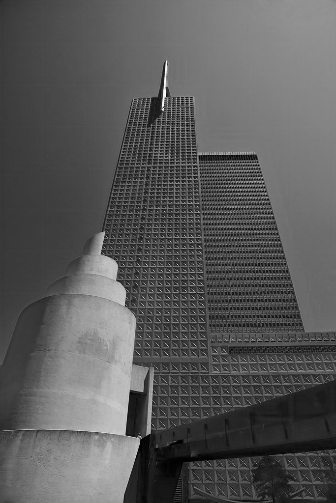 Republic Bank Building seen from Thanksgiving Square Dal… Flickr