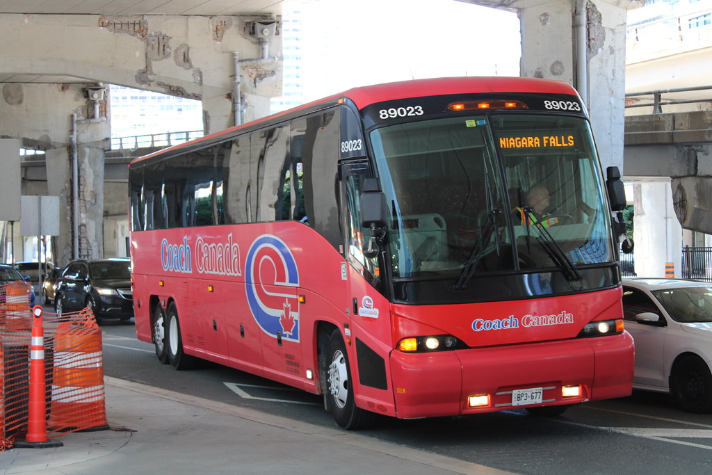 Coach Canada/Megabus 89025 Coach Canada/Megabus 89025 201… Flickr
