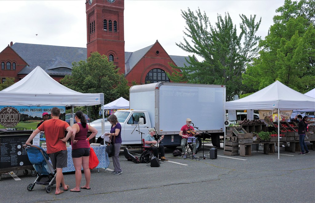 Music at the Farmers' Market, Winchester 2021 July 10 Flickr