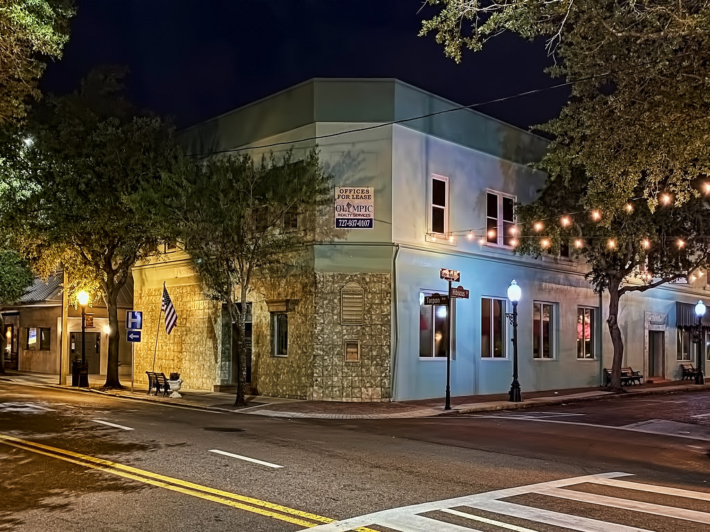 23 E Tarpon Avenue, Tarpon Springs, Florida, USA / Built … Flickr