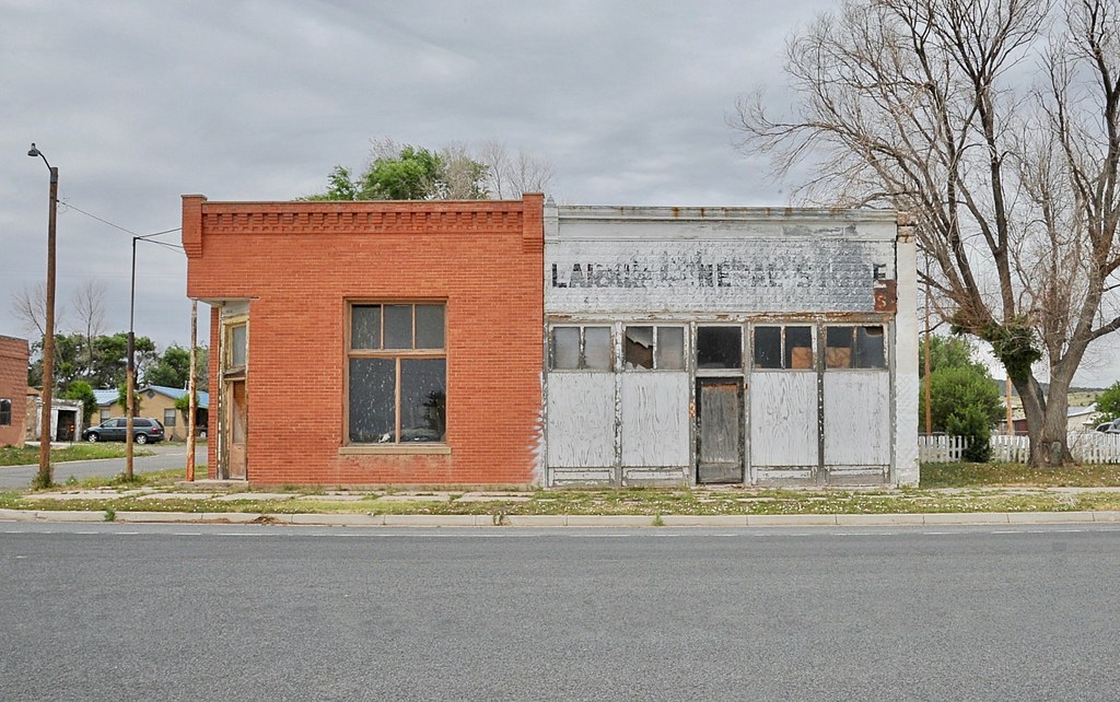 Des Moines, New Mexico The former Larkin General Store is … Flickr