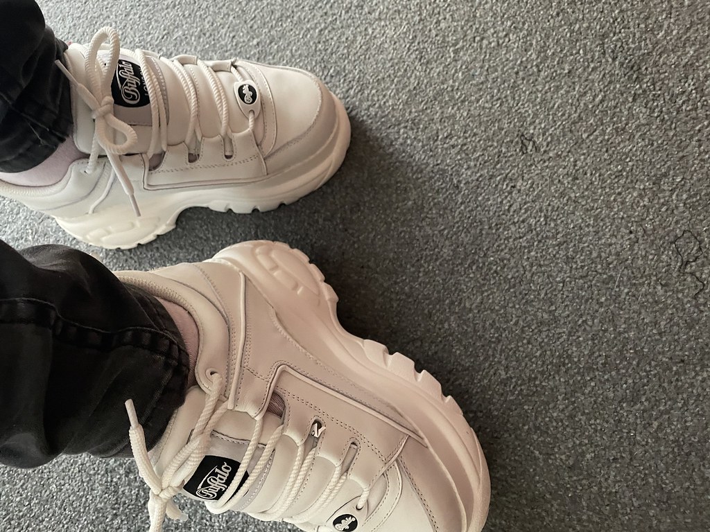 Buffalo platform shoes, size 38 Wearing my Buffalo shoes, … Flickr