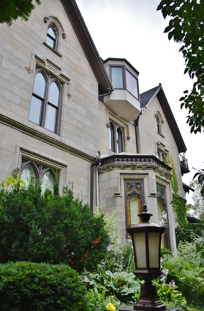 13 Inglewood Drive, Hamilton, ON Excerpt from www.point2ho… Flickr