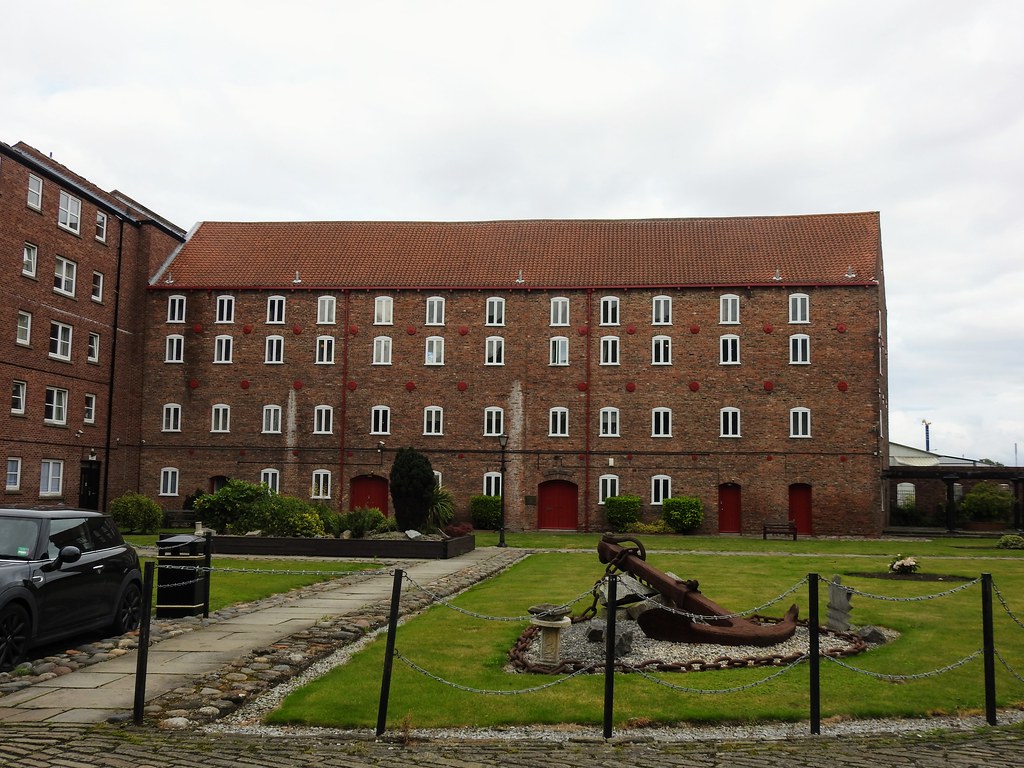 Pease Warehouses High Street, Hull. Warehouses built in 17… Flickr