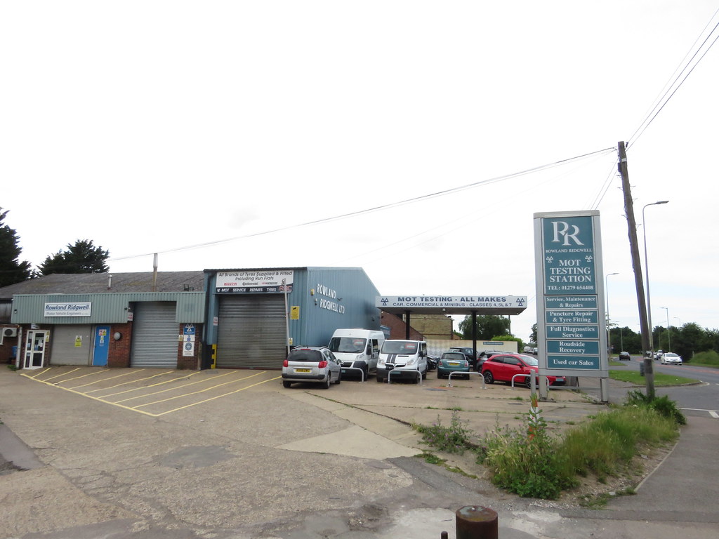 Former Petrol Station Woodview Garage, Stansted Road, Bi… Flickr