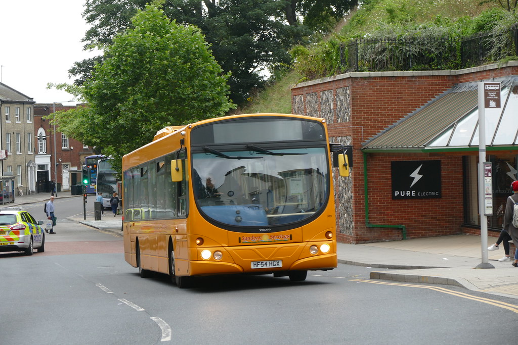 Sanders Services HF54HGX One of several former Wilts and D… Flickr