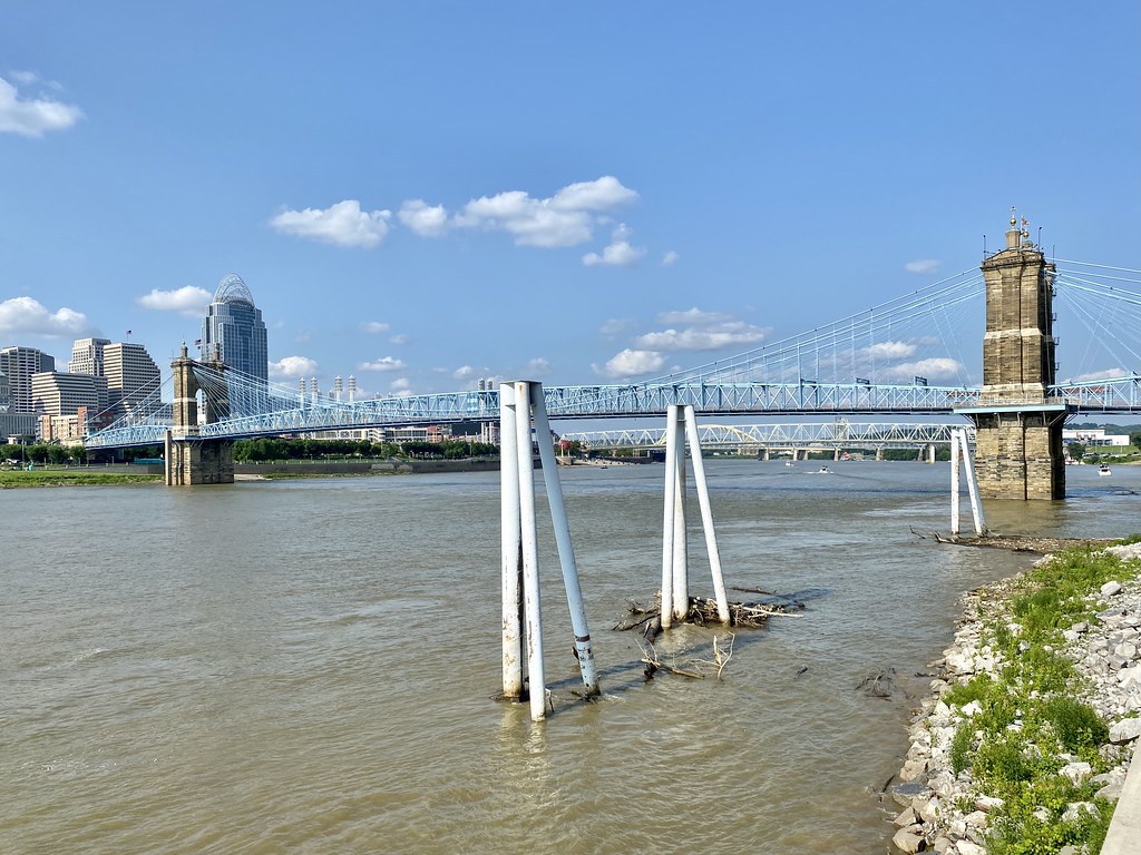 Roebling Bridge from Riverfront Commons, Covington, KY Flickr