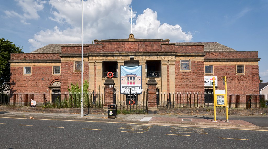 Byrne Avenue Baths Rock Ferry, Wirral, UK. Opened in 1931 … Flickr