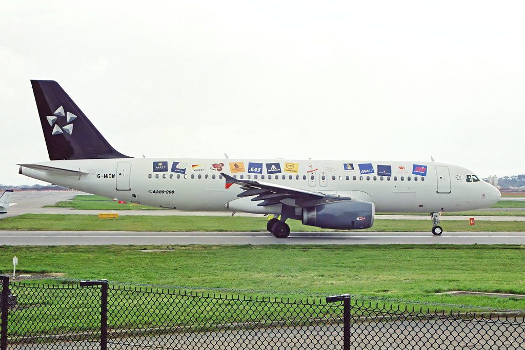 GMIDW 1 Airbus A320232 BMA British Midland Airways (Star Alliance