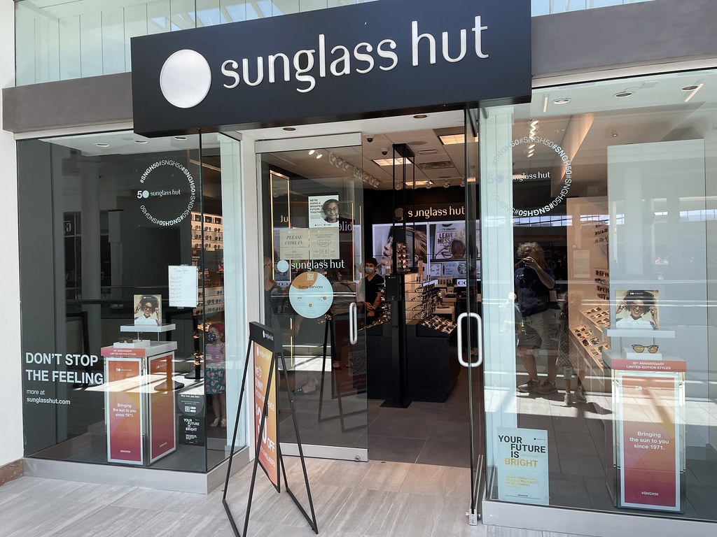 Sunglass Hut Burlington Mall Todd Van Hoosear Flickr