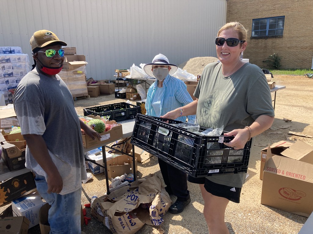 Quitman County Food Pantry’s mobile food distribution in M… Flickr