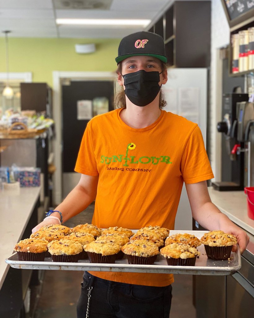 Do you know the Muffin man? The Muffin man! 👏 Our friendl… Flickr