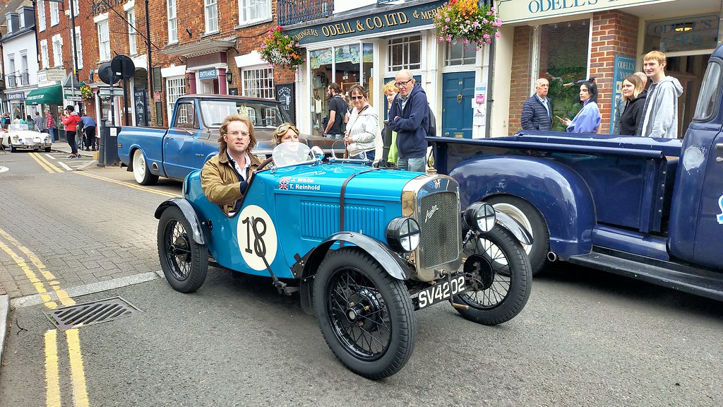 Stony Stratford Classic Car show. Darren Gallop Flickr