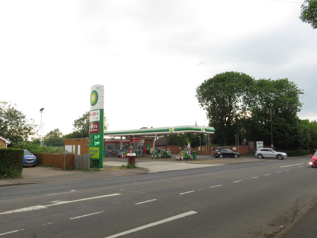BP 2325 London Road, Yaxley, Cambridgeshire 1 BP here t… Flickr