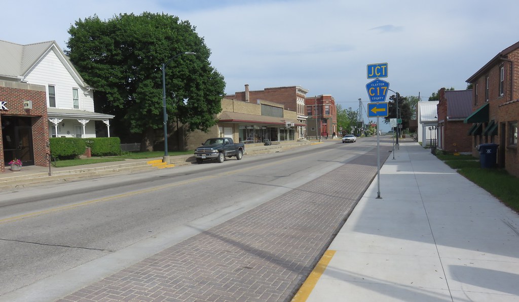 Downtown Garnavillo, Iowa Garnavillo, Iowa is a small town… Flickr