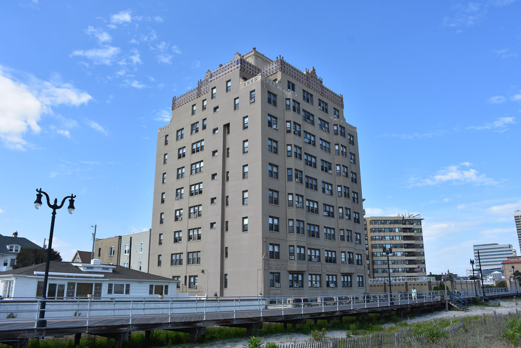 Atlantic City Riviera Boardwalk and Raleigh Avenue A… Flickr