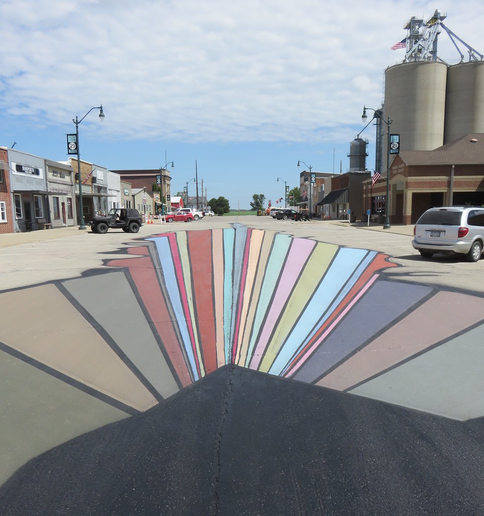 Downtown Dysart, Iowa Dysart, Iowa is a small town located… Flickr