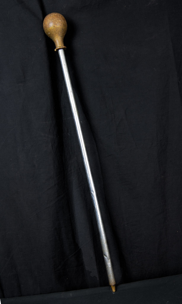 Drum Major's baton Hand High School drum major's baton, c.… Flickr