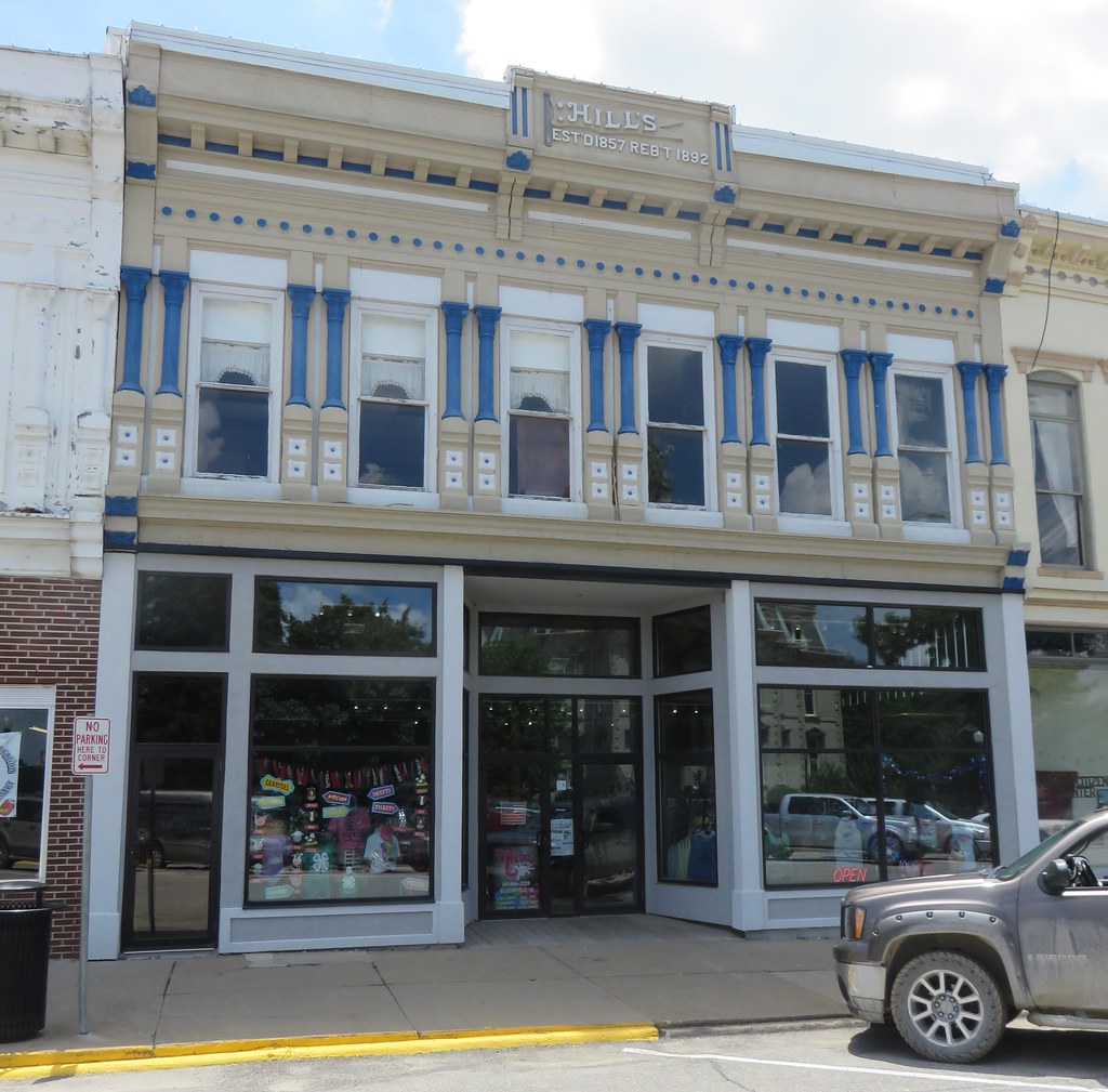 Hill's Building (Bloomfield, Iowa) Located at 110 East Fra… Flickr