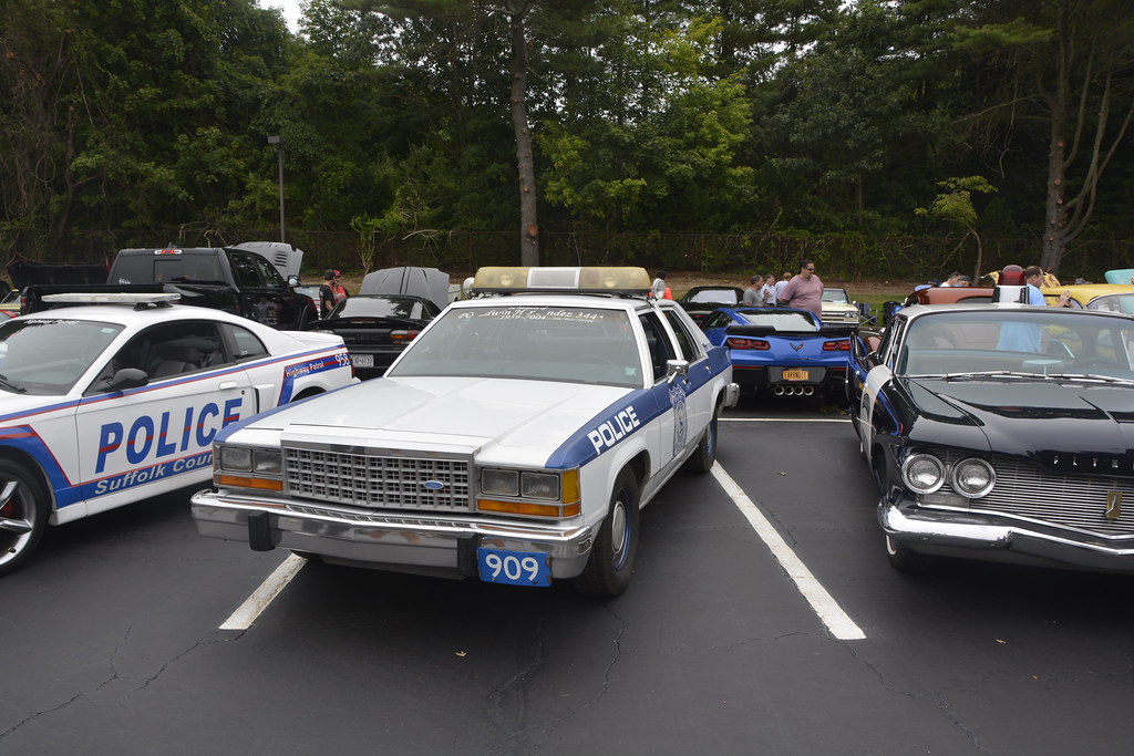 Suffolk County Police Department Ford LTD Taken at the Pol… Flickr