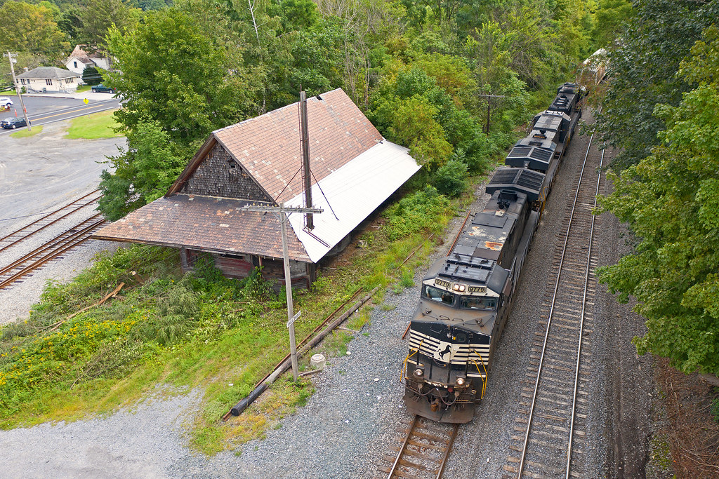 Eagle Bridge Pan Am Railway 11R at Eagle Bridge, NY. The o… Flickr